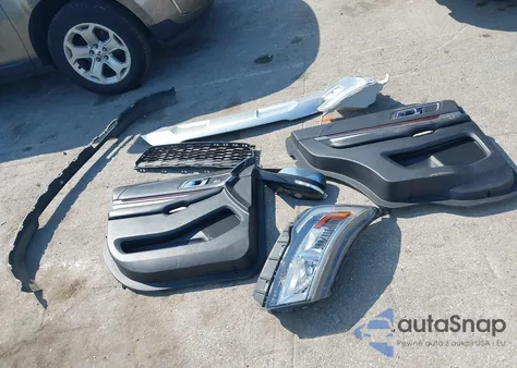 2017 Ford Explorer Platinum из США, поврежденный, VIN 1FM5K8HT3HGD20246